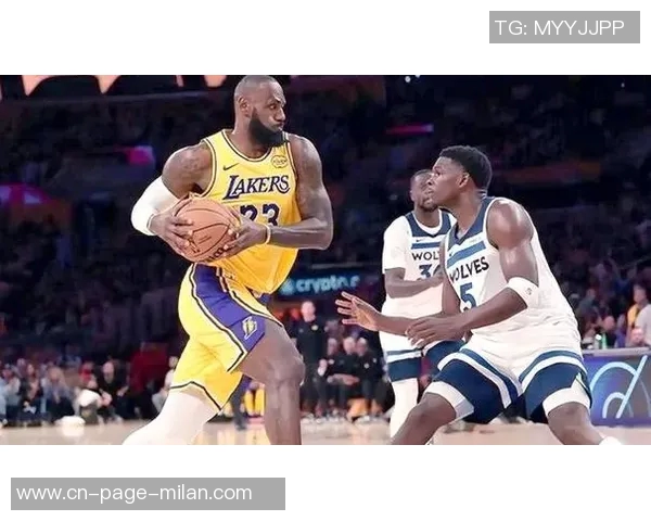 雷霆与热火激战正酣NBA赛季精彩对决引发球迷热议